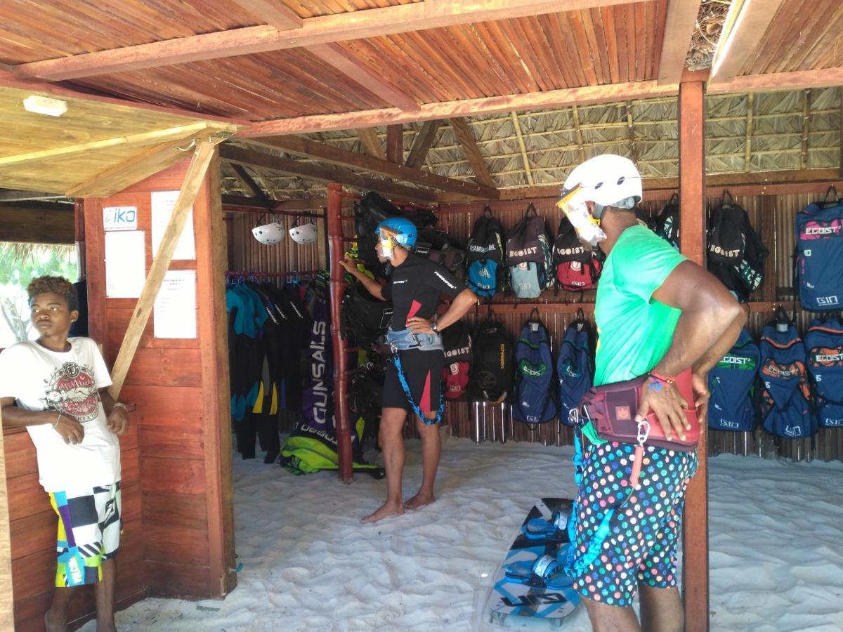 Ocean Lodge Kite & Windsurf Antsiranana Exterior foto