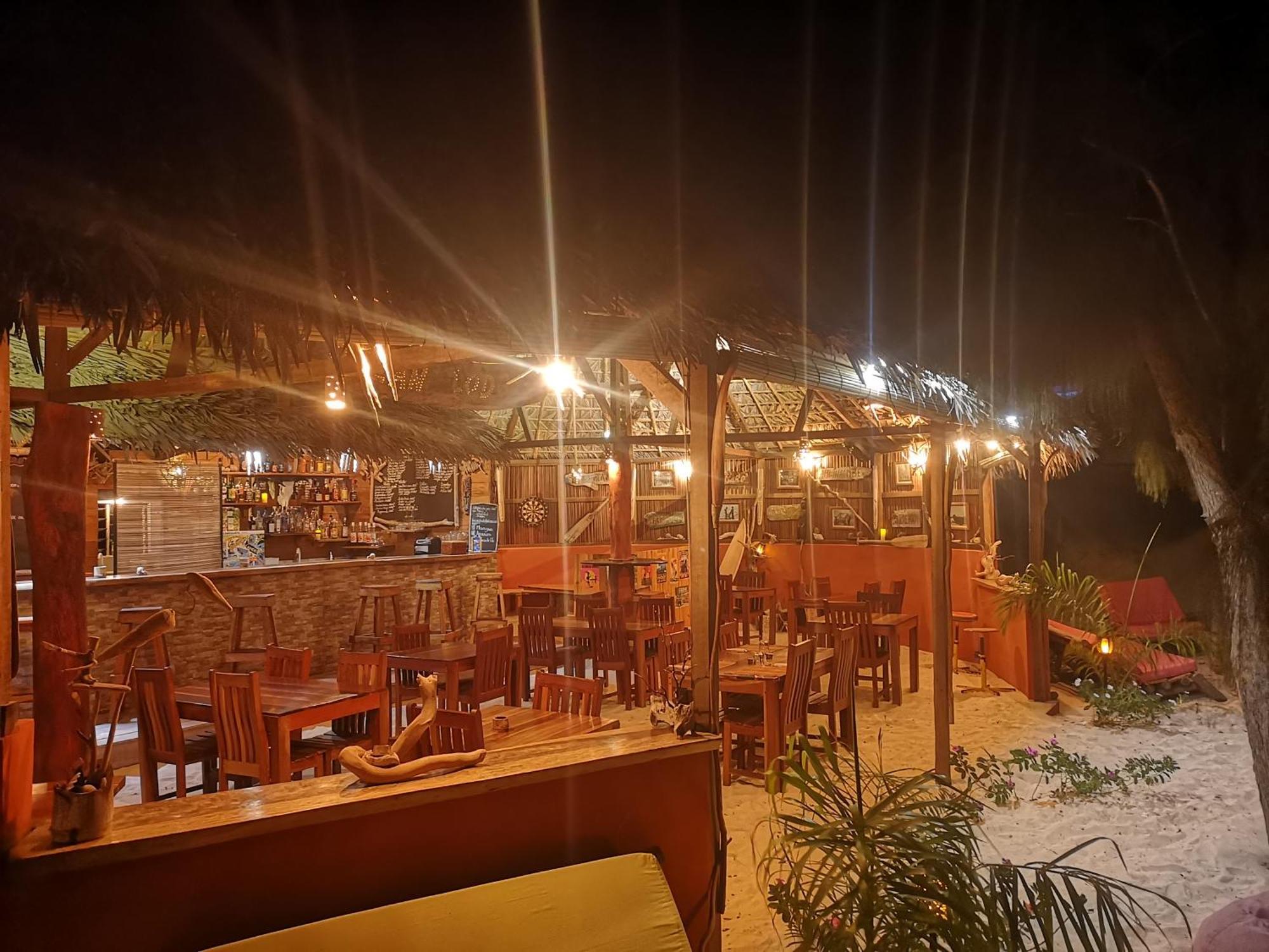 Ocean Lodge Kite & Windsurf Antsiranana Exterior foto